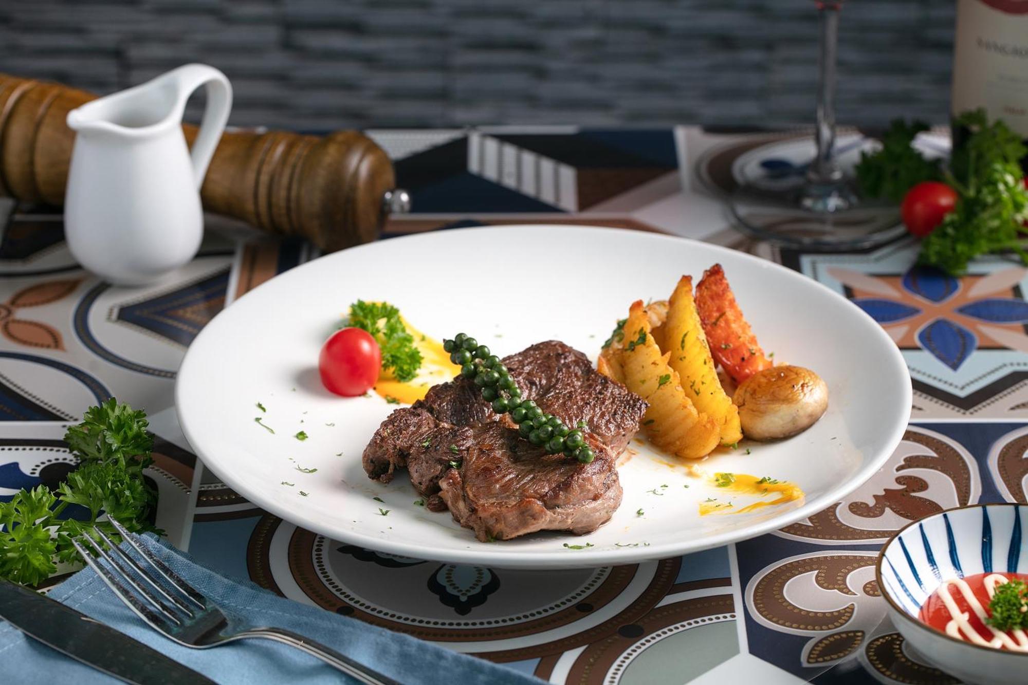 Hotel Westlake Pearl - & Pearl 4*
