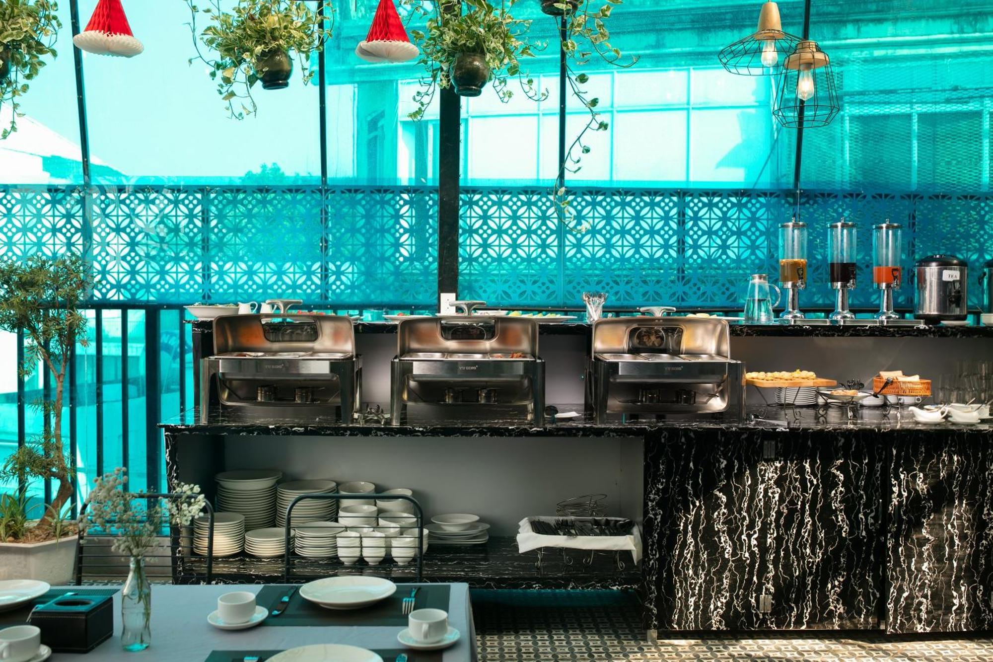 Westlake Pearl - & Pearl 4*